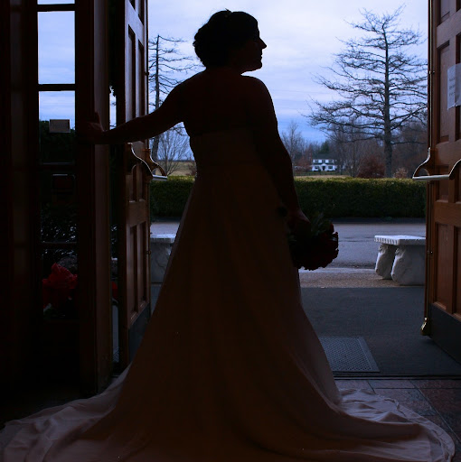 Amy Leonard Photo 14
