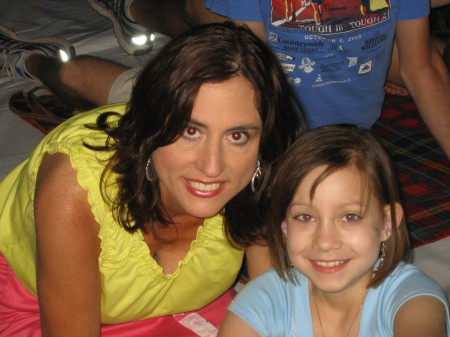 Beth Black Photo 20