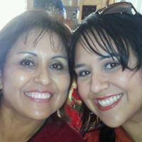 Yolanda Saenz Photo 4