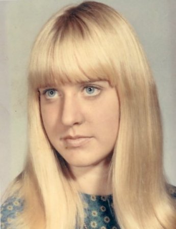 Carol Manning Photo 20