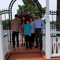 Laura Gonzales Photo 6