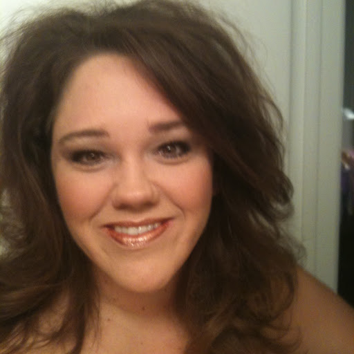 Amy Weaver Photo 14