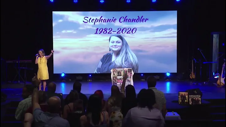 Stephanie Chandler Photo 39