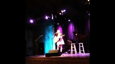 Daisy Wagner Photo 15