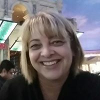 Kellie Gardner Photo 8