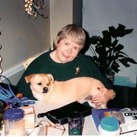 Louise Strong Photo 3