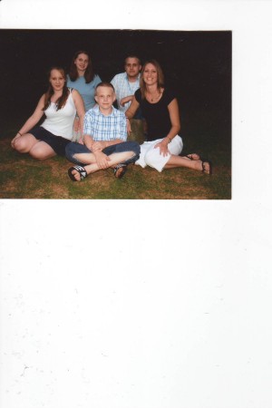 Lisa Cheney Photo 17