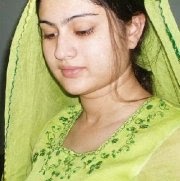 Mehreen Khan Photo 14