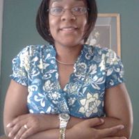 Ursula Taylor Photo 8