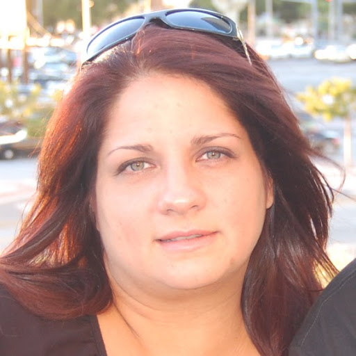 Laura Pettigrew Photo 9