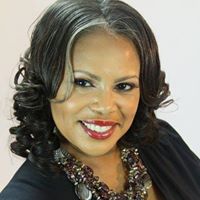 Deborah Lovelace Photo 5
