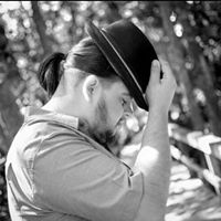 Albert Hernandez Photo 8