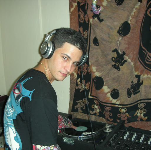 Nick Levine Photo 13