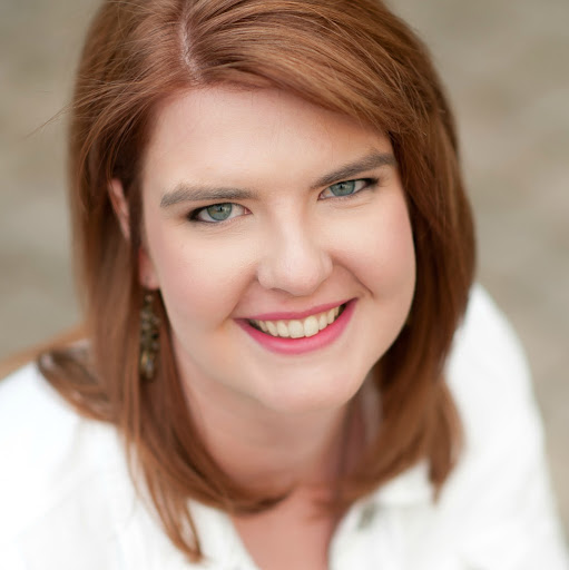 Erin Howe Photo 15