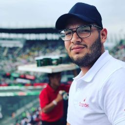 Juan Lizarraga Photo 17