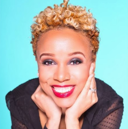 Jennifer Tyler Photo 17