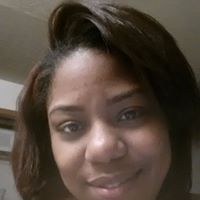 Stephanie Robinson Photo 7