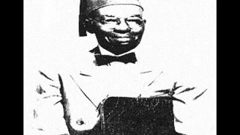 Charles Bey Photo 22