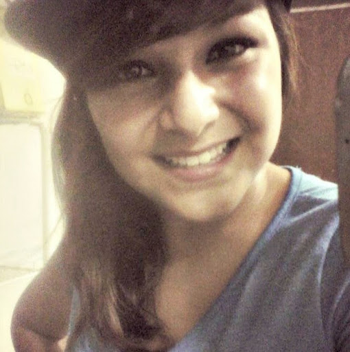 Karla Cota Photo 10