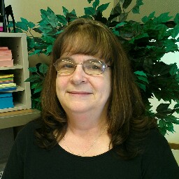 Linda Blow Photo 9