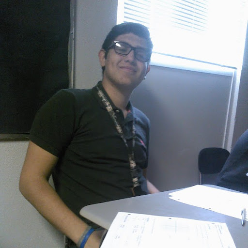 Esequiel Ruiz Photo 9