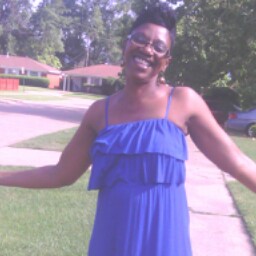 Gwen Carter Photo 14