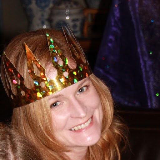 Shelly Tomlinson Photo 10