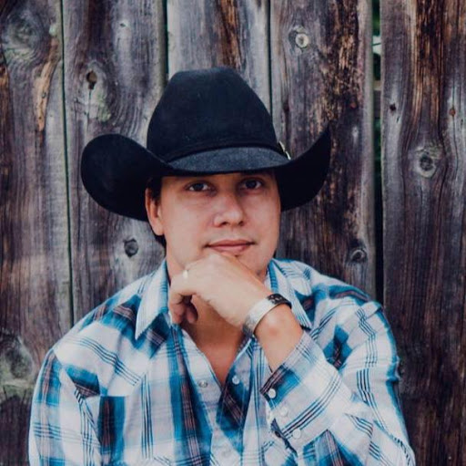 Bobby Garcia Photo 19
