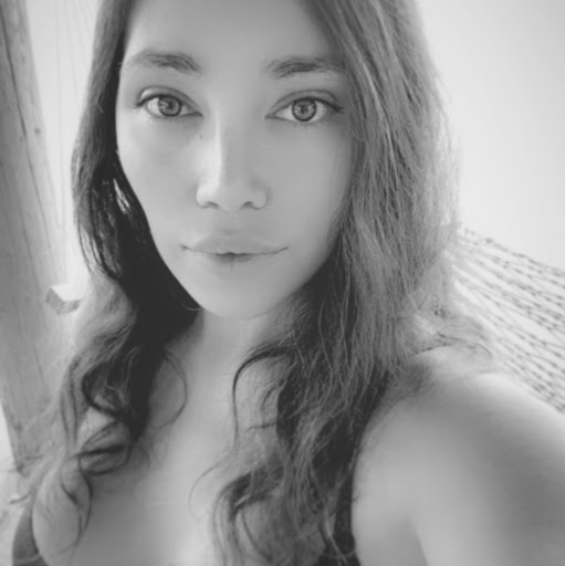 Rebecca Samuels Photo 9