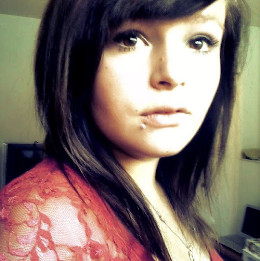 Brooke Davidson Photo 12