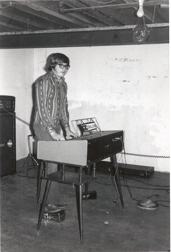 Dennis Harrison Photo 9