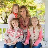 Amy Simon Photo 5