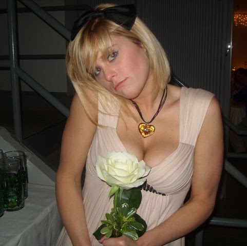 Avery Collins Photo 14