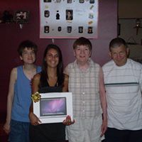 Vicki Berry Photo 4