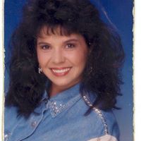 Laura Ketchum Photo 4