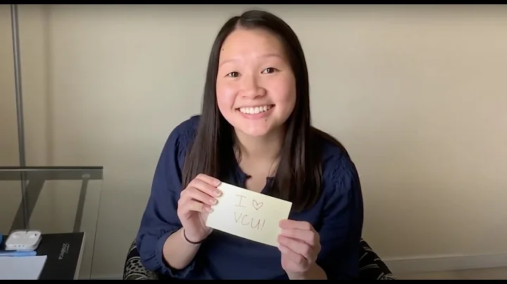Connie Tran Photo 32