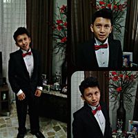 Adrian Valenzuela Photo 7