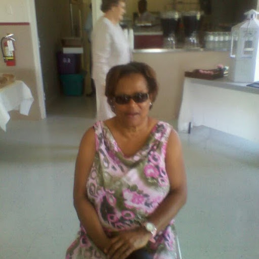 Joyce Sterling Photo 9