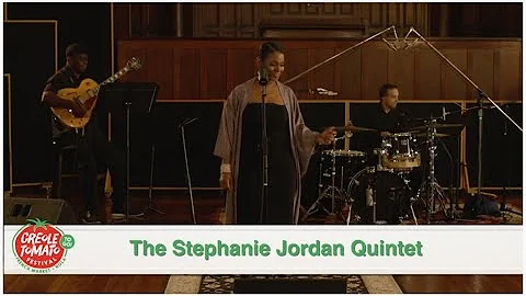 Stephanie Jordan Photo 40