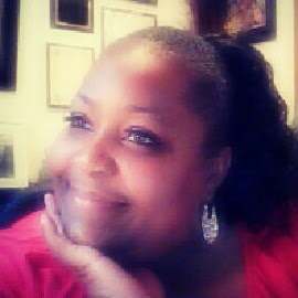 Dina Brown Photo 15