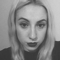 Olivia Lang Photo 5