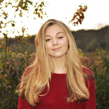Annie Miller Photo 12