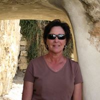 Carol Saunders Photo 7