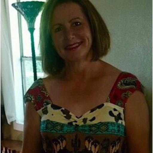 Pamela Jones Photo 9