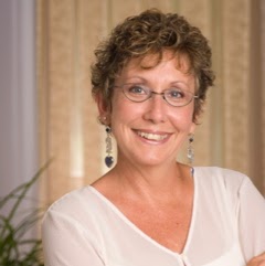 Paula English Photo 9