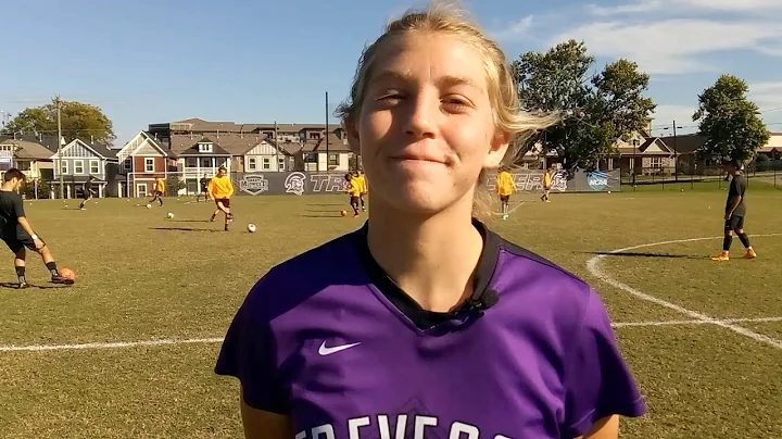 Leah Hoffman Photo 30