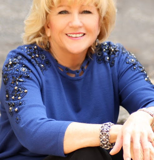 Carla Hunt Photo 13