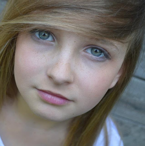 Melissa Beauchamp Photo 13