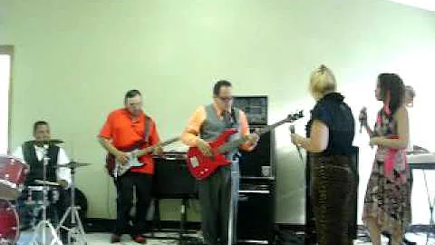 Debbie Mendez Photo 37