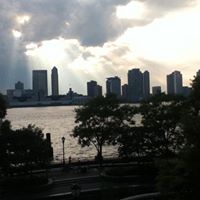 Elizabeth Crowe Photo 8